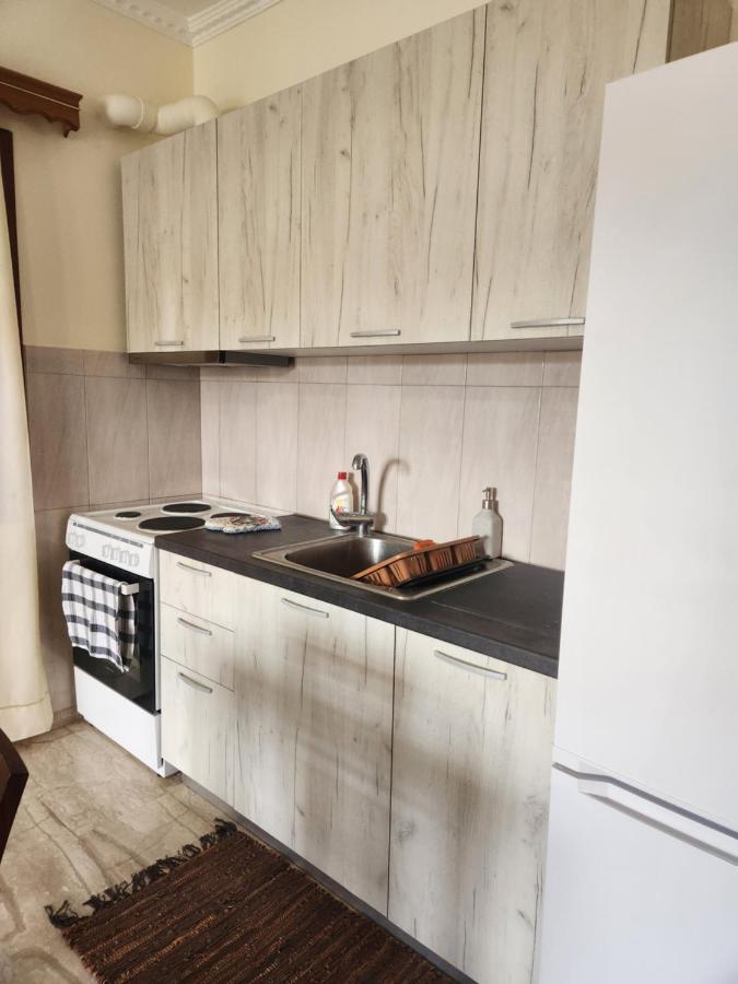 Cozy Apartment In Nea Kios Buitenkant foto