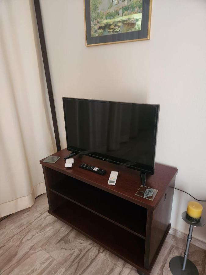 Cozy Apartment In Nea Kios Buitenkant foto